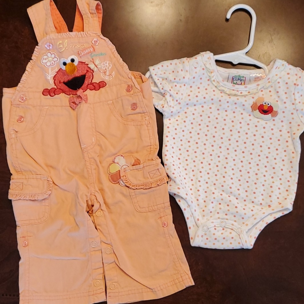**SOLD**  Sz 3-6 mo Elmo overalls and matching bodysuit
